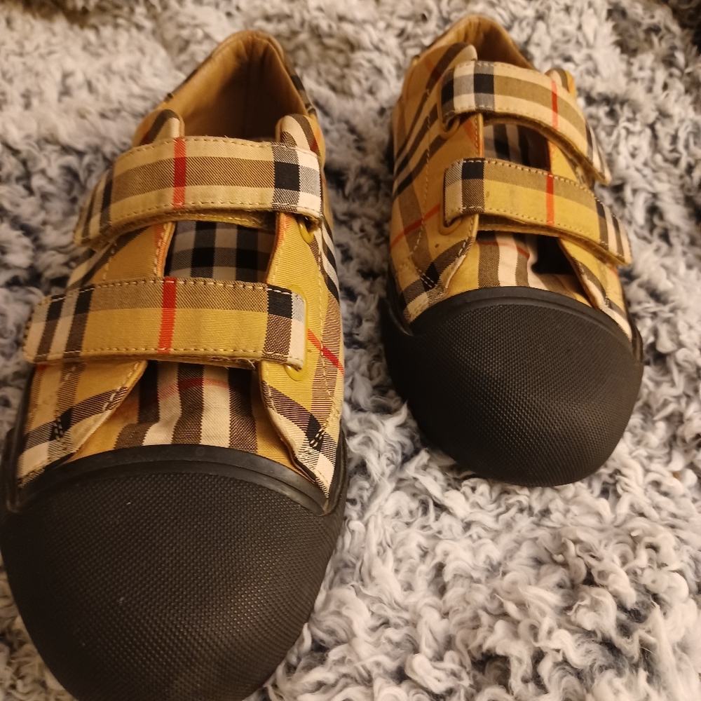 Burberry Sneakers